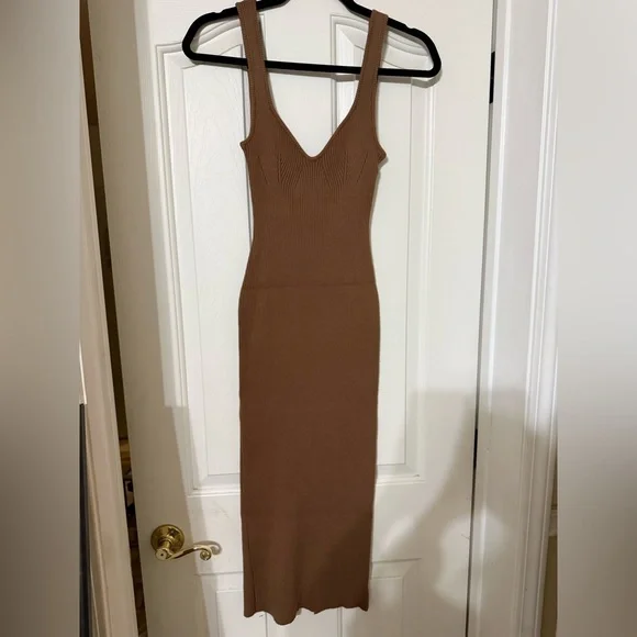 Beige Botany Sleeveless Brown Ribbed Maxi Dress with Sweetheart Neckline - Picture 2 of 6